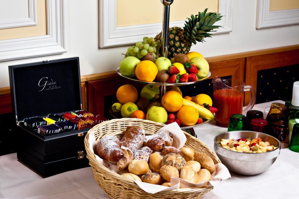 Hotel Ristorante Giada グルーモロ・デッレ・アッバデッセ エクステリア 写真