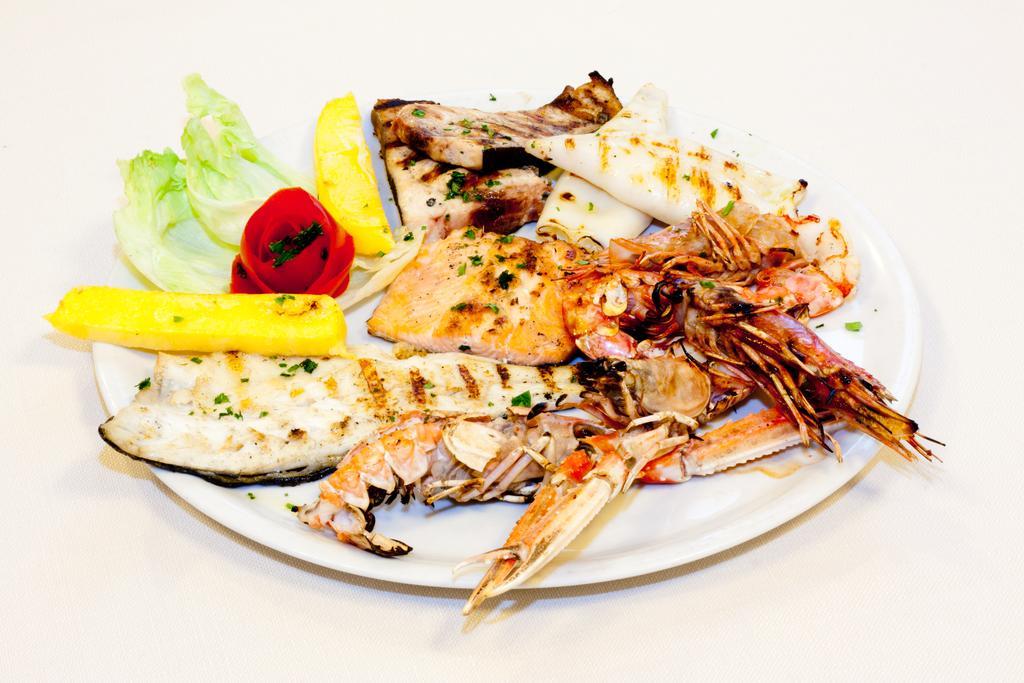 Hotel Ristorante Giada グルーモロ・デッレ・アッバデッセ エクステリア 写真