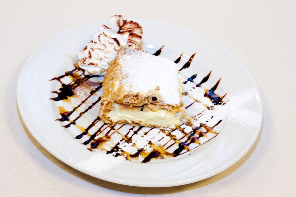 Hotel Ristorante Giada グルーモロ・デッレ・アッバデッセ エクステリア 写真